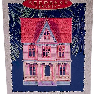 Adorno nostálgico de casas y tiendas de la Dama Pintada Victoriana de Hallmark Keepsake de 1996