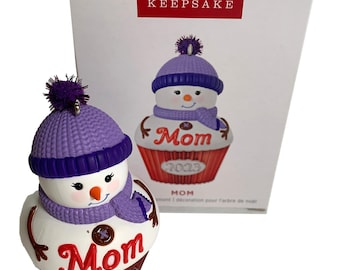 Hallmark Keepsake Christmas Ornament "Mom 2023" Cupcake Snow Mom Collectible NIB