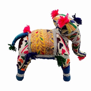 Vintage 12" Rajasthani handgestikt/geborduurd kleurrijk olifant dierendecor