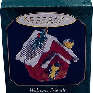 1999 Hallmark Keepsake Welcome Friends #3 Birds Nest Miniature Ornament in Box