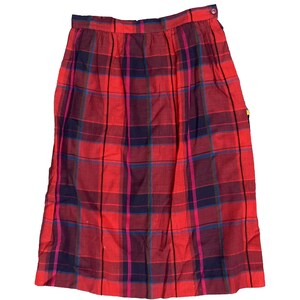 Vintage 1980s F.A. Chatta Ltd Midi Pleated Plaid Skirt Red Blue Black Women&#39;s 16