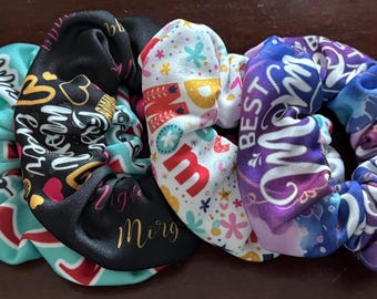 Best Mom Ever Scrunchies, Muttertagsgeschenk, Geschenke für Mama, personalisierte Scrunchies für Mütter