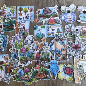 Adesivi con simpatici animali e natura – Set di 30 adesivi illustrati ad acquerello – Koala, lumache, uccelli, fiori, farfalle