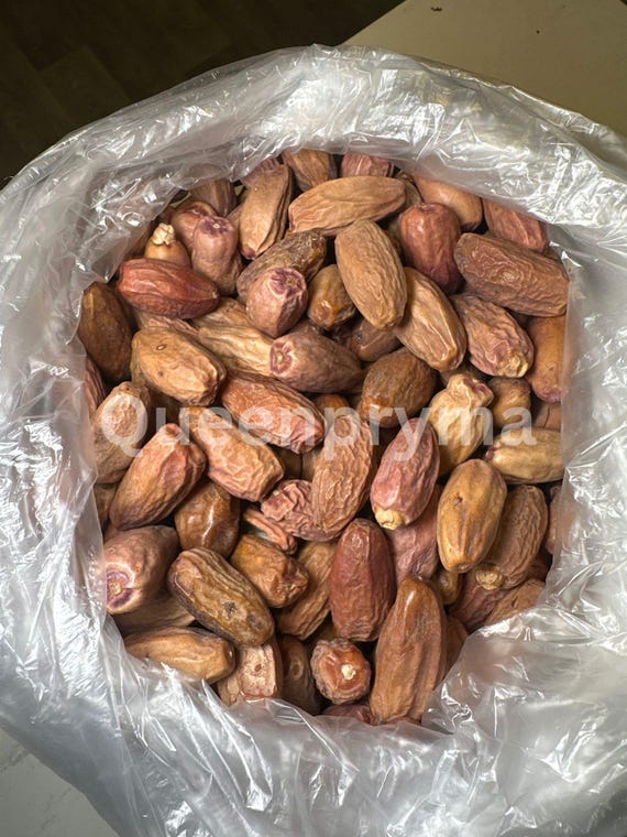 Nigerian Dried Hausa Sweet Dates from Northern Nigeria 1kg+Extra 400g
