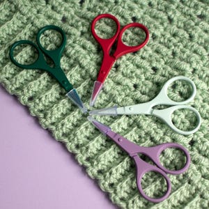 Yarn scissors - 4 colours available! Small embroidery scissors for crochet and knitting