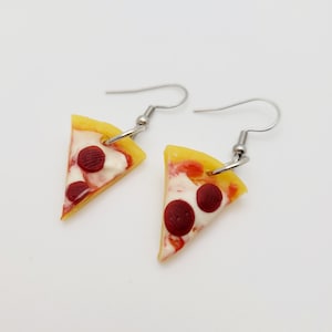 Pepperoni pizza slice polymer clay earrings - food earrings - unique earrings - food jewelry