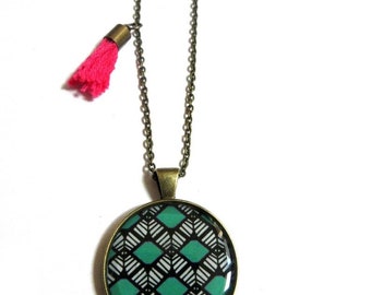 COLLIER Sautoir motif ethnique collier graphiques turquoise pompon rose, collier ethnique