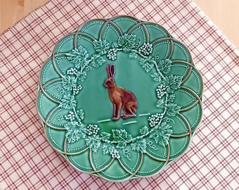 Bordallo Pinheiro majolica Hare luncheon plate, from the Woods collection, in a vineyard design ceramic. Cottage, country house style gifts