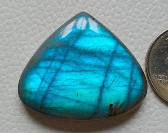 AAA Rare Sky Blue Flashy Labradorite Cabochon, Use For All Jewelry Making Stone, 33X31X6 mm 55 CRT Rare Stones