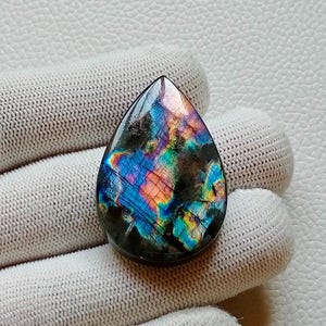 驚くほどユニークな希少なファイヤーラブラドライト宝石、シルバージュエリーメイキングストーン、43X32X5 mm 73 カートルースカボション、