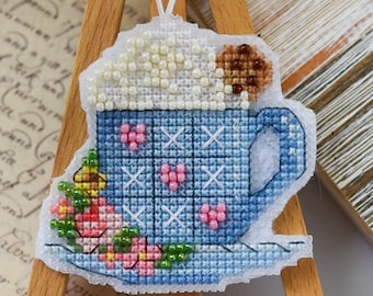 Love mug beaded cross stitch pattern. Instant PDF digital download. Three hearts in a row on a coffee cup design. Valentine coffee mug