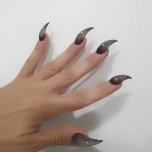 ブラックウィッチクロープレスオンネイル