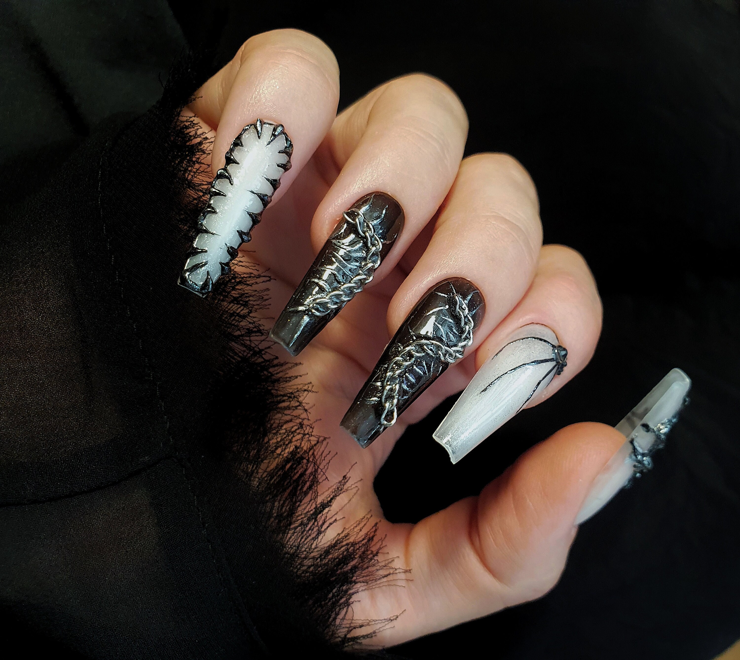 Gothic Centipede Press on Nails: 3D Silver Black Fake Nails - Etsy Israel, image size:3000x2676