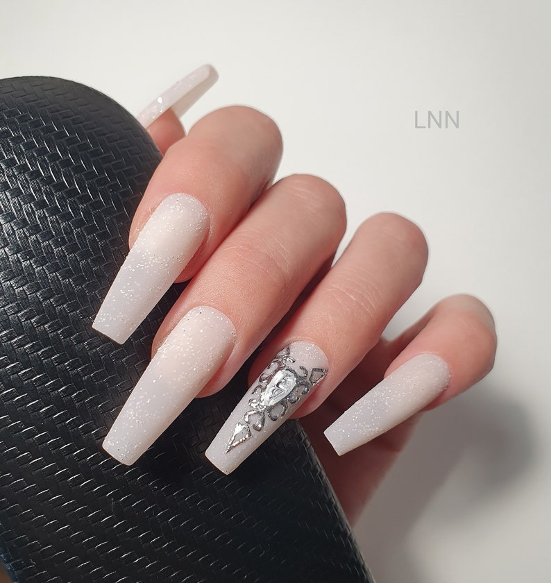 Wedding Press on Nails, Wedding nails, Press On Nails, Light Pink Wedding Nails, Coffin Nails, Wedding Pink Nails, Glue on Fake,Gift For Her image 2