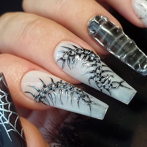 Centipede Silver Black nails, Gothic press on nails, 3D Centipede nails, Fake Nails,Gift For Her, Reusable nails,Black nails and White nails