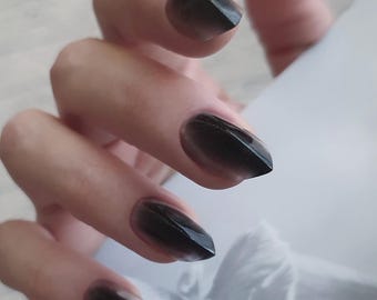 Short Black Claws
