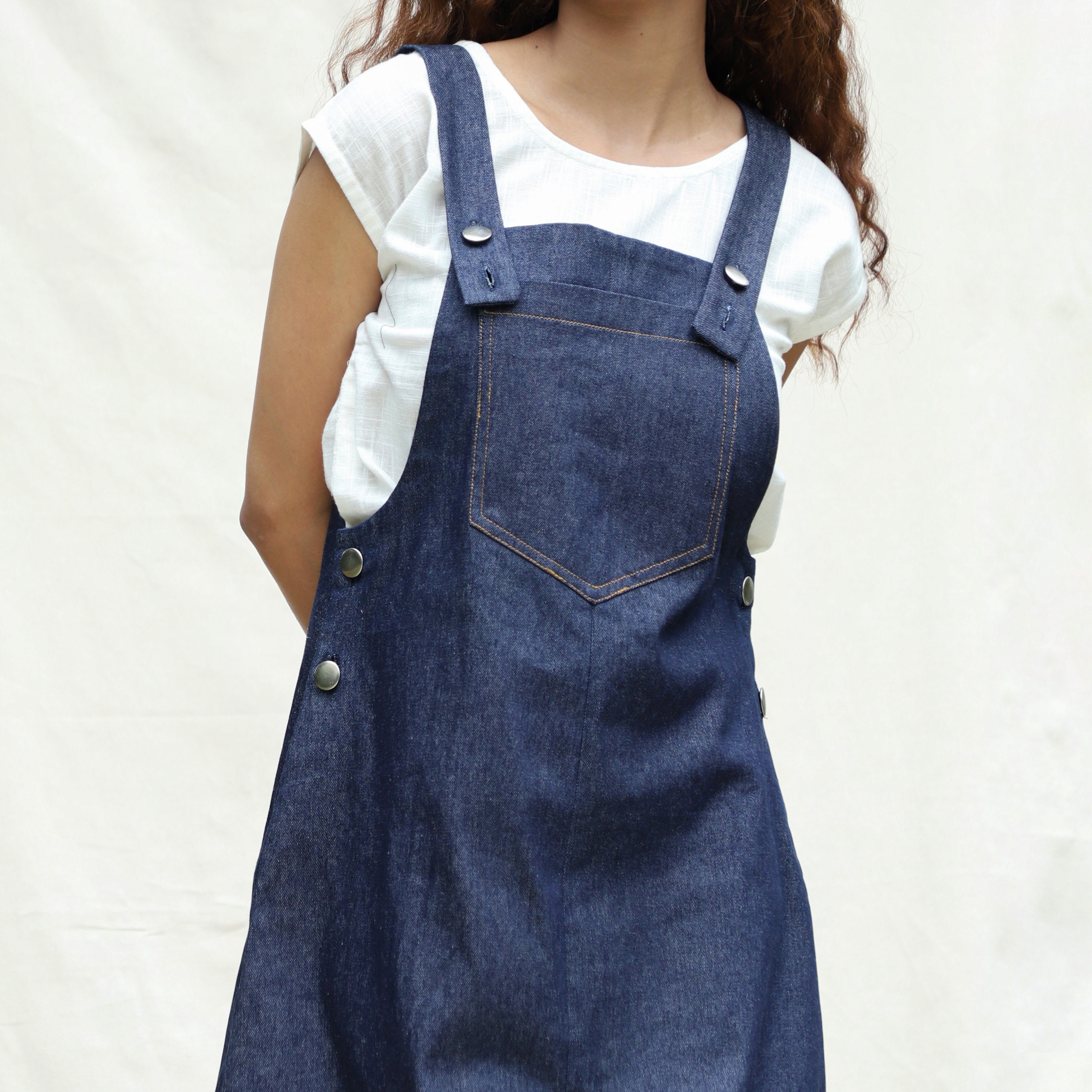 Indigo Cotton Denim Pinafore Knee Length Dress, Strap Sleeve A-Line Dress with Pockets, Customizable Dress, Plus Size, Petite, Tall etsw