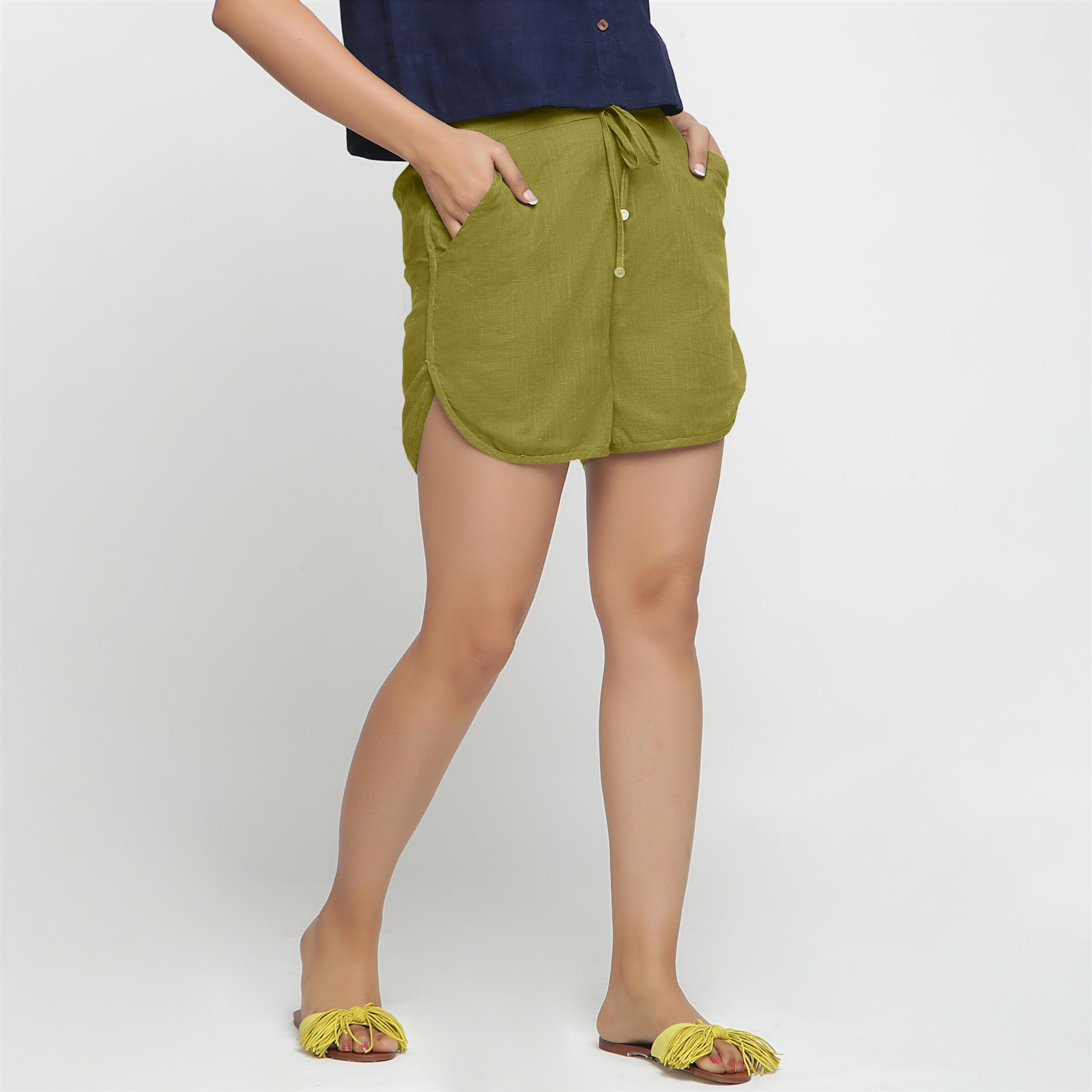 Khaki green cheap shorts womens
