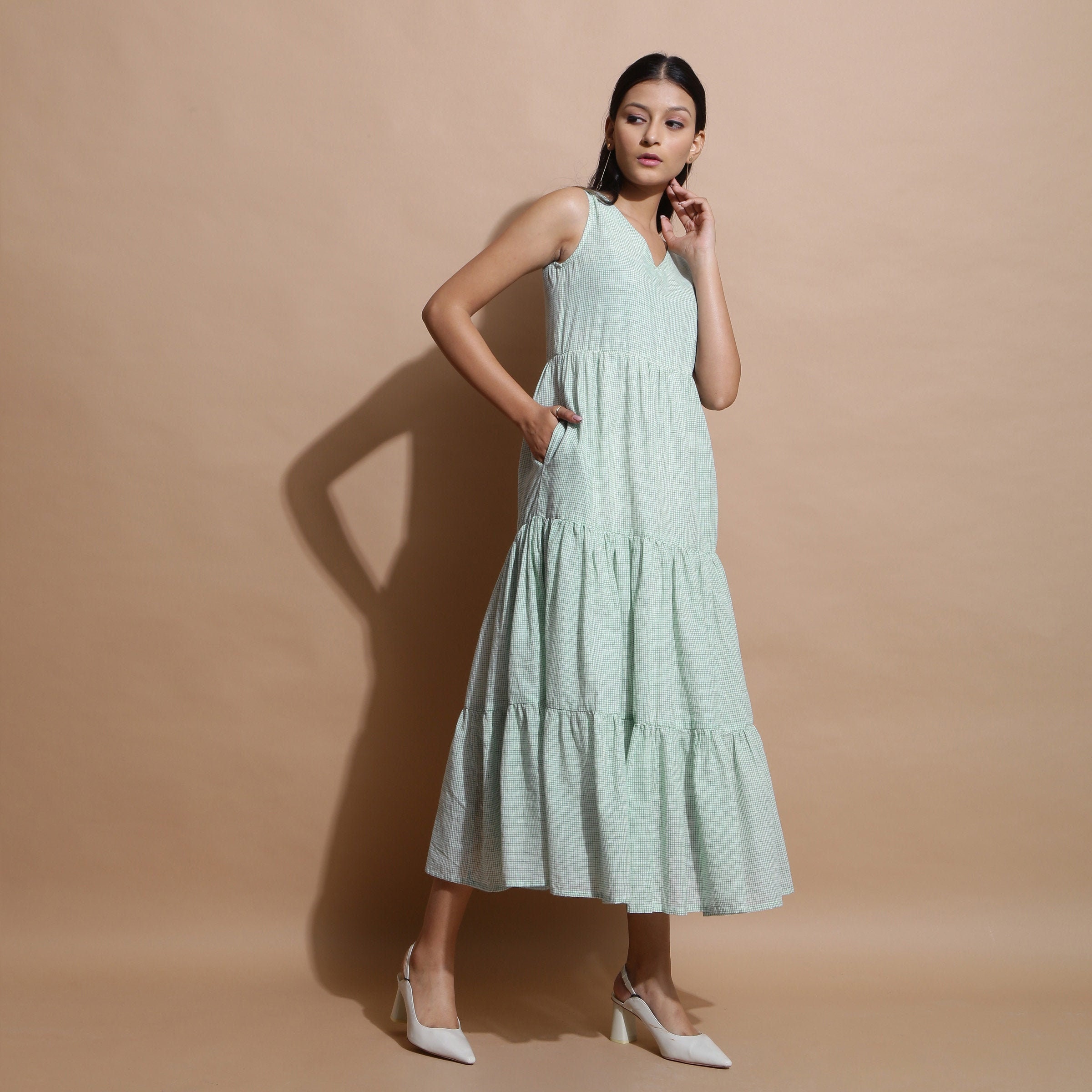 [MONOHA]/☆25SS Lightweight cotton tiered maxi dress/2COLORS Lightweight cotton tiered maxi dress (ivory / dark gray