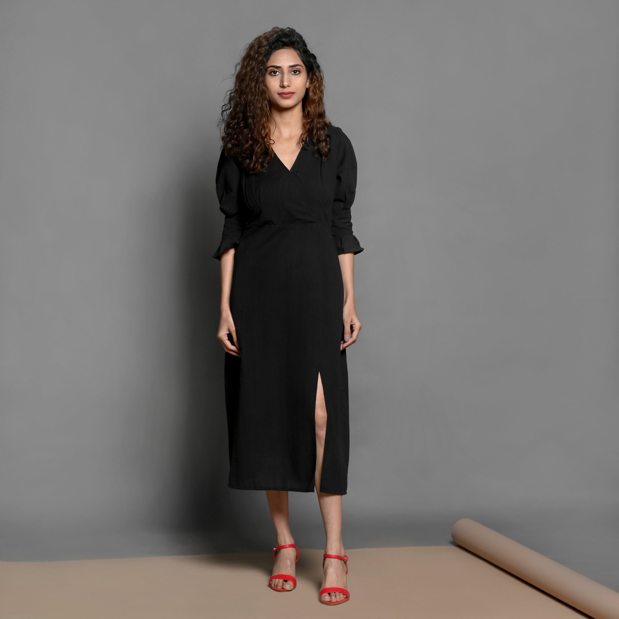 Black 100% Cotton Wrap Dress, Customizable Dress, Midi Dress, Pleated Dress with Pockets, Round Neck Dress, Plus Size, Petite, Tall etsw