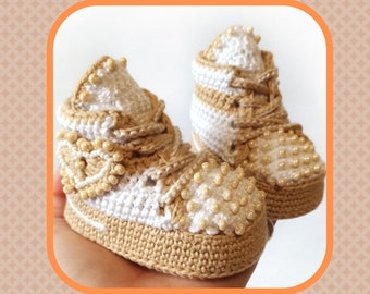 Newborn shoes for girl, Girls Baptism Shoes, Crochet baby booties, Crystal Baby Girl shoes, Baby booties girl, Baby shower girl gift