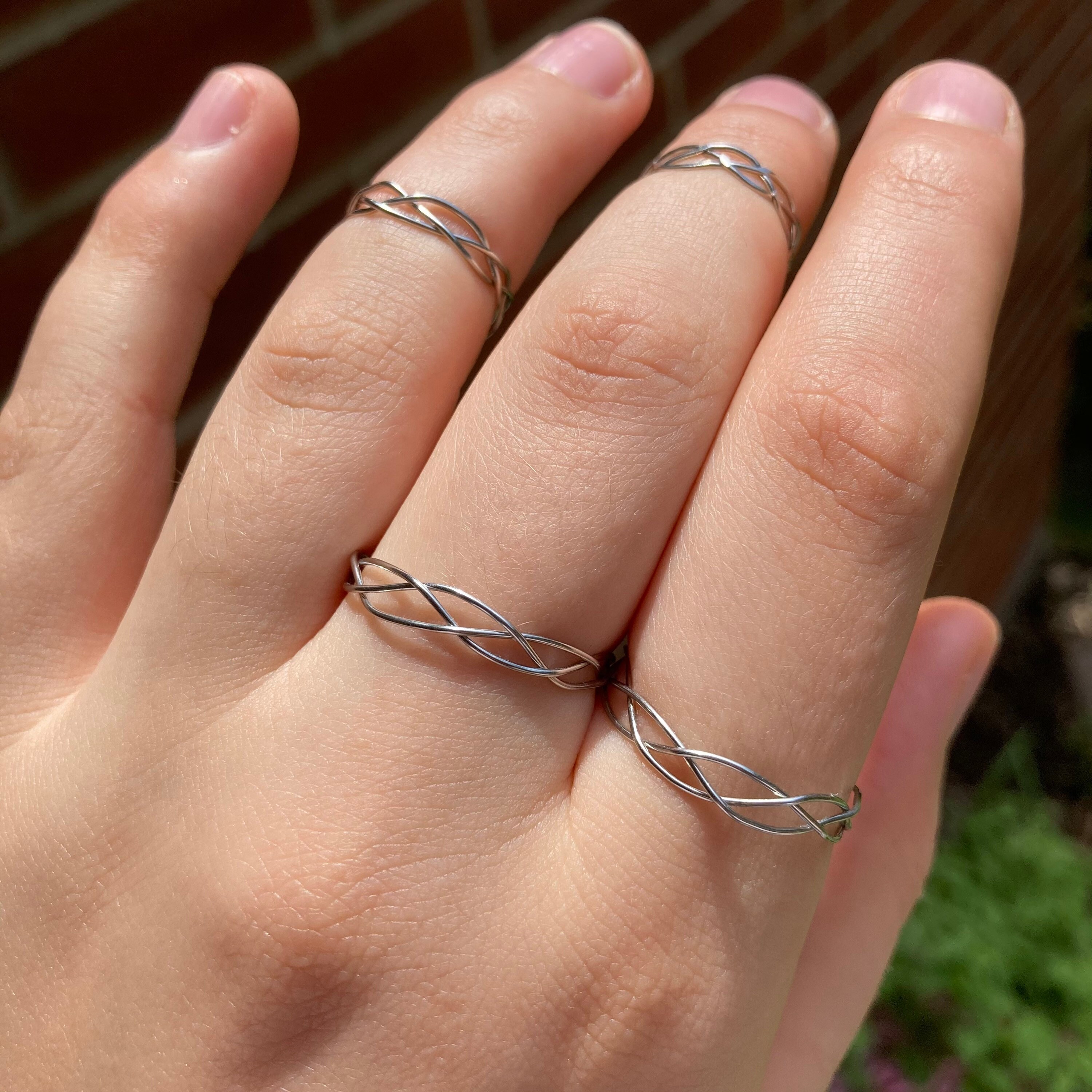 Bague De Promesse/fiançailles HIJONES - Acier Inoxydable Tissé, Design Armure, Pour Homme Et Femme, Hypoallergénique