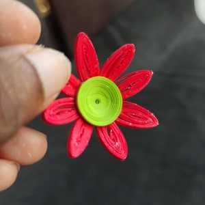 30 pièces fleurs en papier quilling/lot de fleurs quilling/fleurs quilling en papier pour décor de cartes fait main/embellissement de fleurs/cartes piquantes