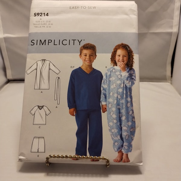 Childrens cozy wear, Simplicity pattern, robe pattern, pajama pattern,  size 2 to 6, gift for kids, S9214