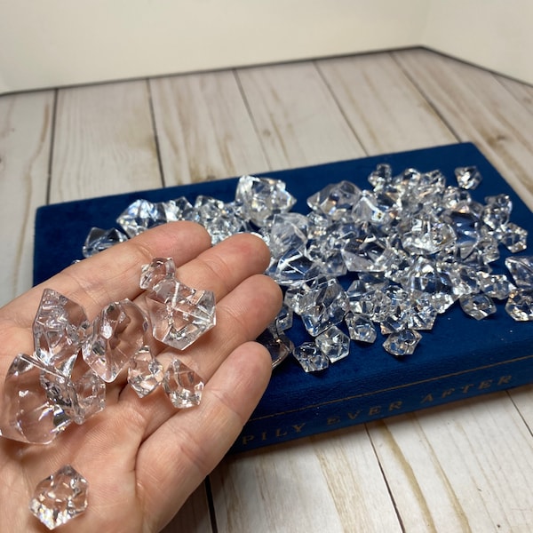 150g / 5.3oz of Miniature assorted clear acrylic fake ice cubes, acrylic table scatter, acrylic crystals