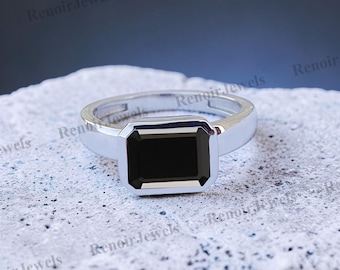 Anillo de hombre de ónix negro, anillo llamativo de plata de ley con talla esmeralda, alianza de boda para él.