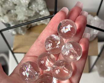Prachtige regenboog minibolletjes bergkristal 25 mm | Gegarandeerd regenbogen