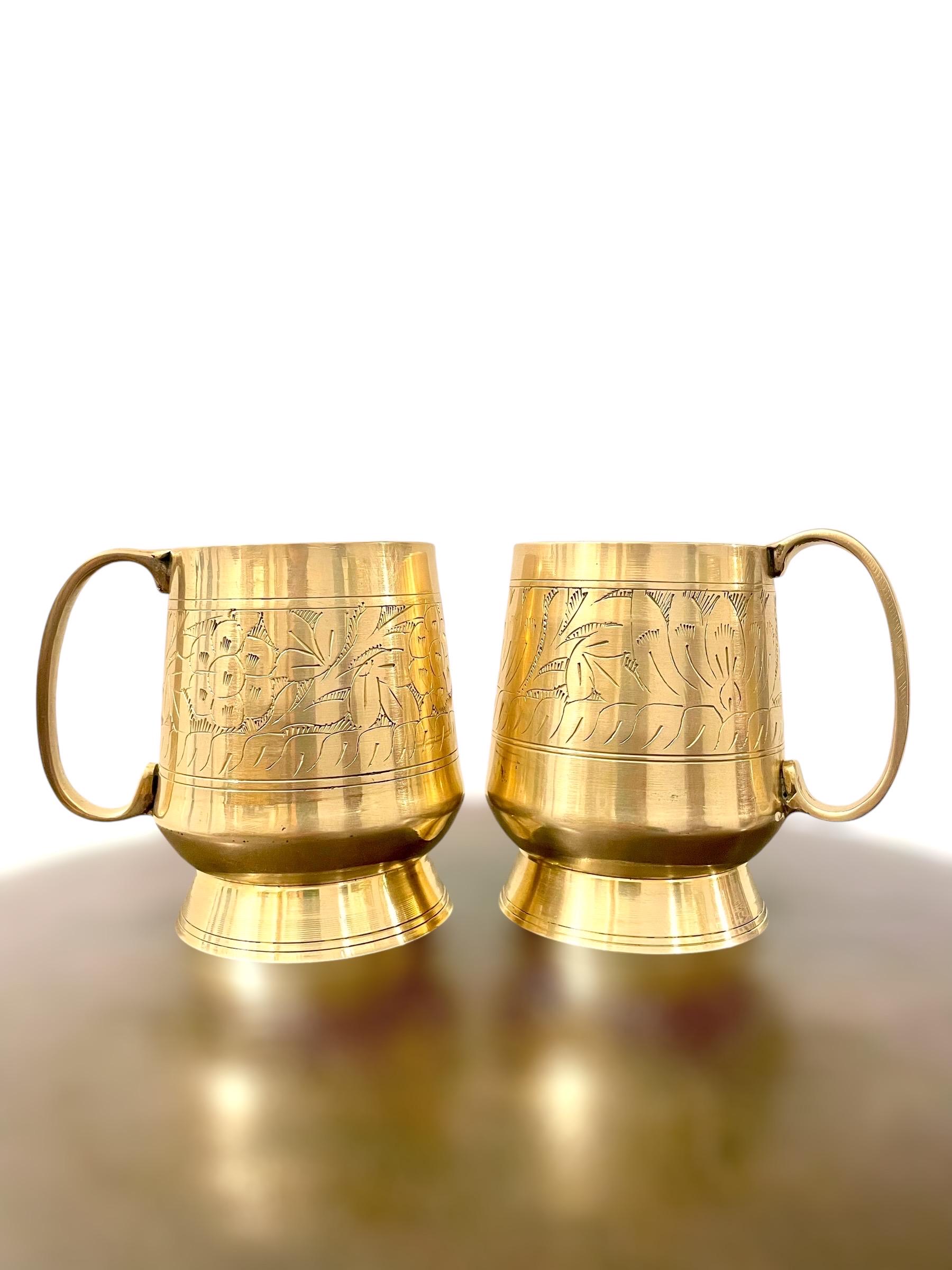 Tasse Suspendue Ancienne Kalalou En Laiton – Motif Note De Musique Et Crayon
