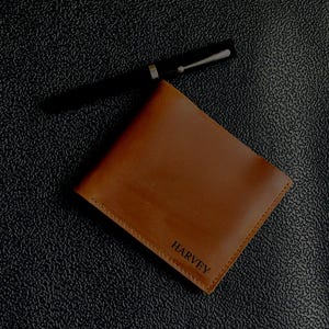 Men’s Wallet Personalised Gift Leather Wallet Groomsmen Gifts for Him, Minimalist Engraved Anniversary Gifts, Fathers day Gift for Husband