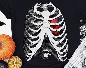 Halloween Shirt, Skeleton Shirt, Halloween Skeleton, Anatomy Shirt, Anatomy Nerd, Anatomy Clothing, Anatomical Skeleton Heart Shirt, Vintage