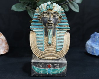 Egyptian King Tutankhamun's statue, Home décor Masks, King Tut, Egyptian decor.