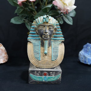 Egyptian King Tutankhamun&#39;s statue, Home décor Masks, King Tut, Egyptian decor.