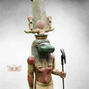 28" Egyptian god Sobek statue, God of Nile. Egyptian statuette