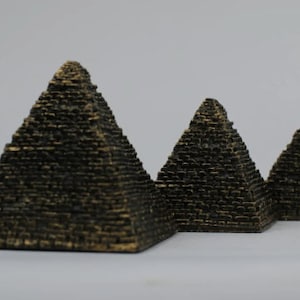 Marvelous Egyptian pyramids - Three  Pyramid of Khafre and the Great Pyramid of Khufu and Menkaure&#39;s pyramid - made in Egypt