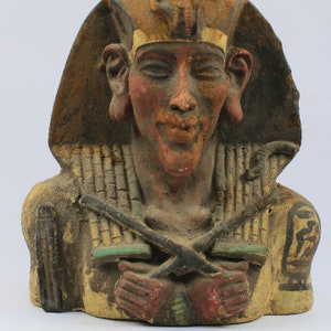 Old-fashioned AKHENATEN(AMENHOTEP IV); The tenth ruler of the Eighteenth Dynasty, 10&quot; Lime stone made replica Altar statue-Handmade in Egypt