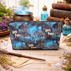Harry Potter Handmade Zippered Cotton Fabric Bag / 100% Cotton Washable Pouch / Travel Makeup Bag / Eco-Friendly Fabric Bag