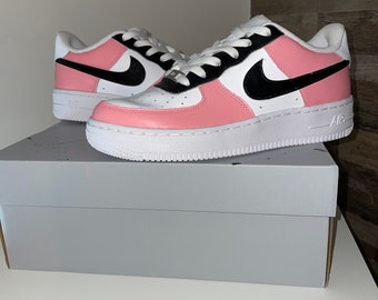 Pink and black air force outlet 1