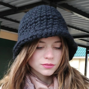 Warm bucket hat, Womens wool hat, Crochet bucket hat, Winter bucket hat, Merino wool, Womens winter hats, Wool hat, Gift for her, Natural