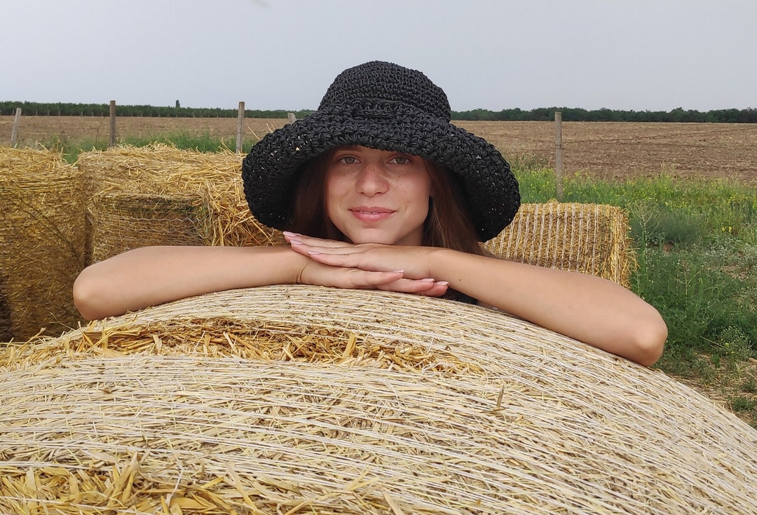 Natural Raffia Hat