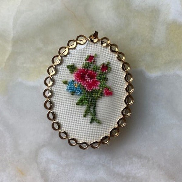 Vintage Antique Rose Needlepoint Two Way Pendant Pin Brooch, Gold tone, Oval shape, 1.25 x 1.5 inches.