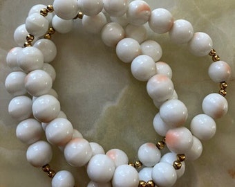 Vintage Angel Skin Coral-like Glass Beaded Necklace – 24" Gold Tone