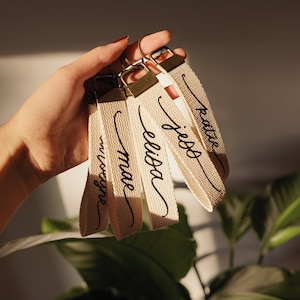 Personalized Keychain For Bridesmaid, Bridesmaid Gifts, Bridesmaid Proposal, Bridal Shower Favor, Bridal Party Gifts, Personalized Name Gift