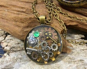 Steampunk Jewelry, Steampunk KeyCharm Resin Pendant Necklace, Steampunk Pendant, Steampunk Key Gear Cog Charm Necklace, Steam Punk