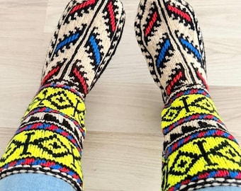 Handgestrickte Wollsocken: Extra dicke, warme Winter Booties
