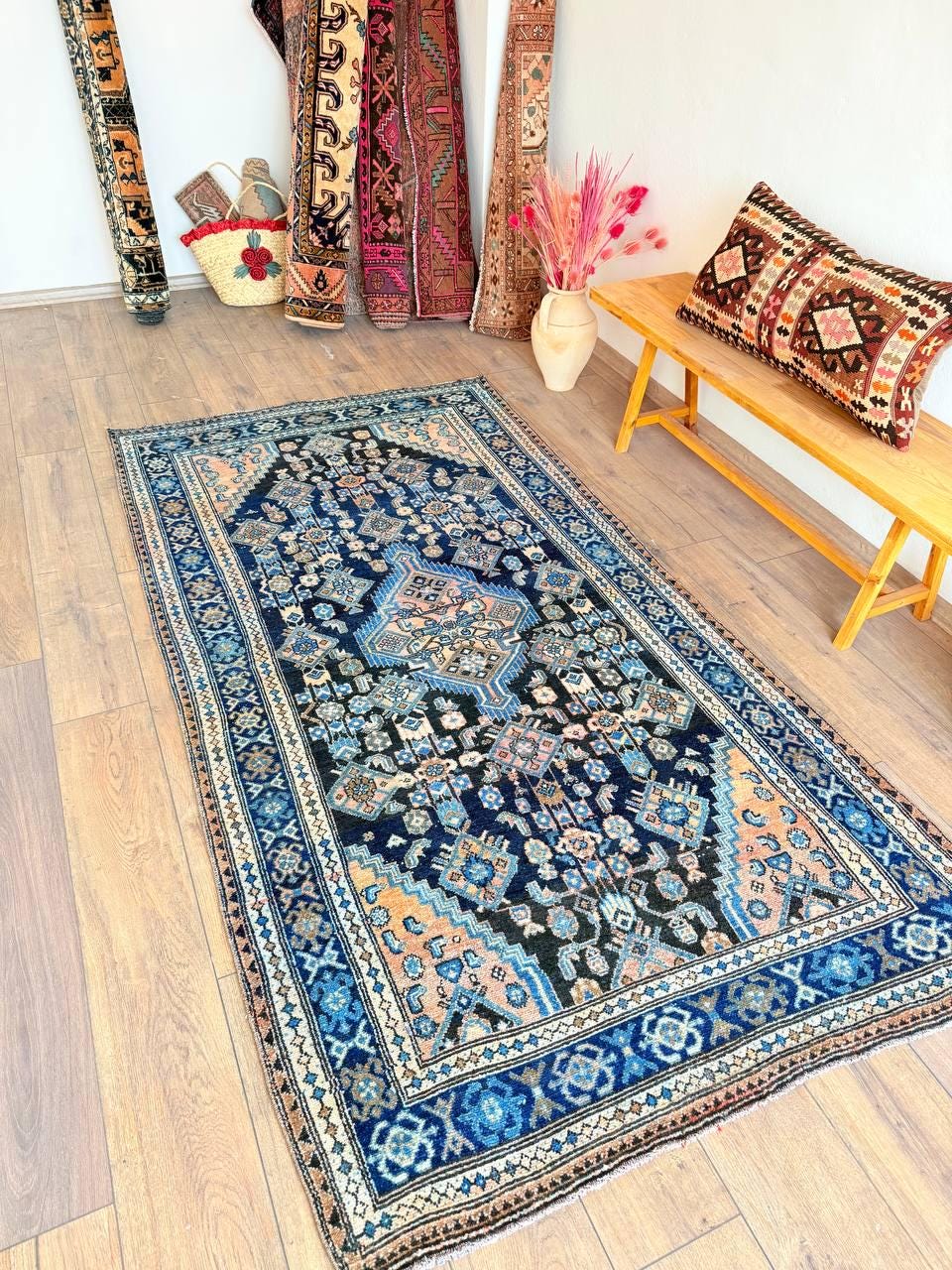 112×202 “Music Box” ViNTAGE TURKiSH RUG 112×202 “Music Box” ViNTAGE TURKiSH RUG