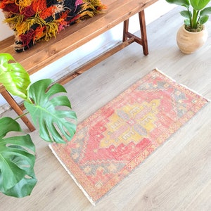 Turkish Rug Oushak Rug - antique rug , vintage rug , 3 x 1.5 ft. , oushak rug , bedroom rug , wool rug, faded rug , floral rug Turkis R 175